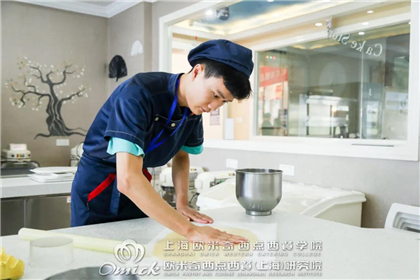 男孩子学点什么技术好