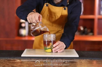 百香果柠檬茶制作