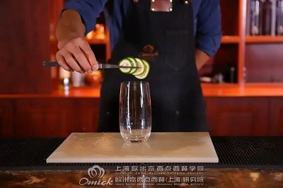 柠檬红柚气泡水制作