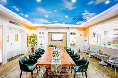 上海欧米奇校园环境